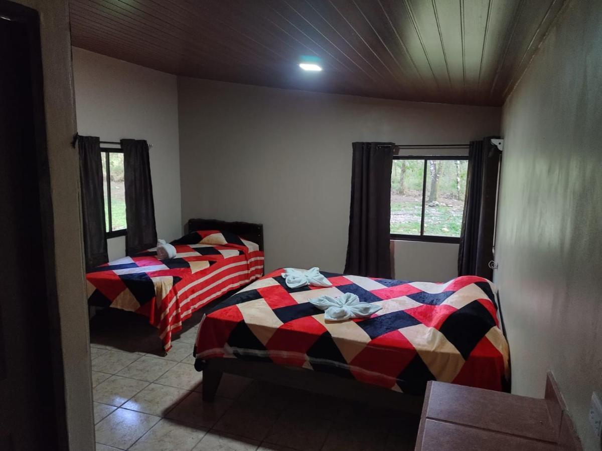 Nacientes Lodge Bijagua Eksteriør billede